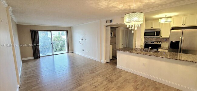 Foto del edificio - 2530 SW 3rd Ave