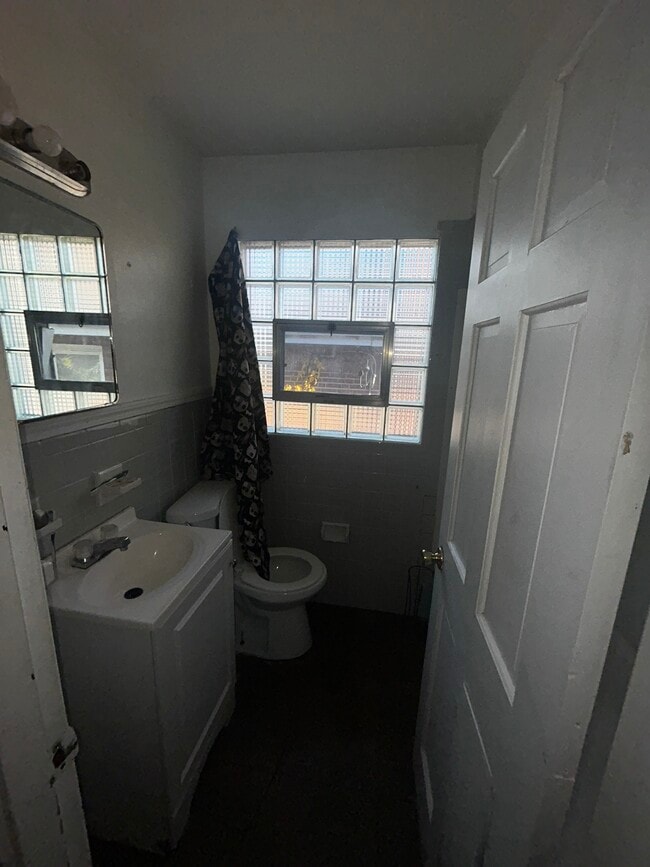 Foto del edificio - 1039 Gimblin St