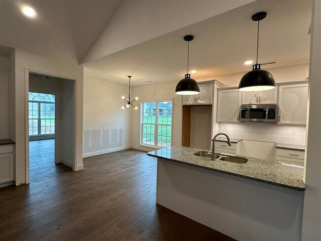 Building Photo - 2532 Carter Farms Rd