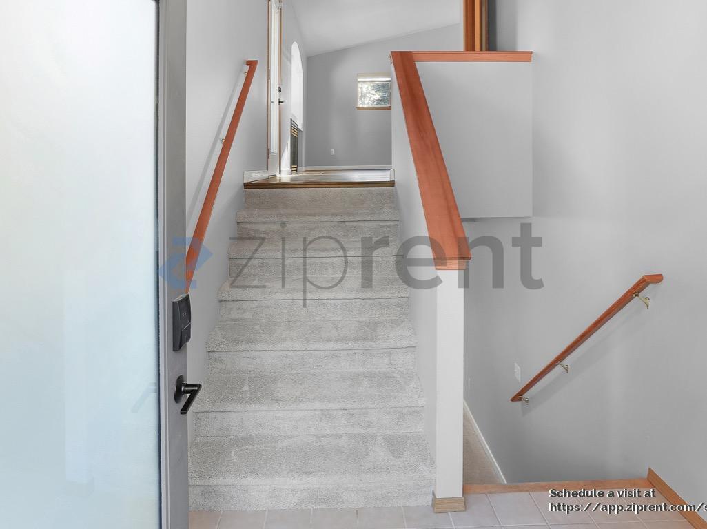 Foto principal - 23613 23rd Ave W