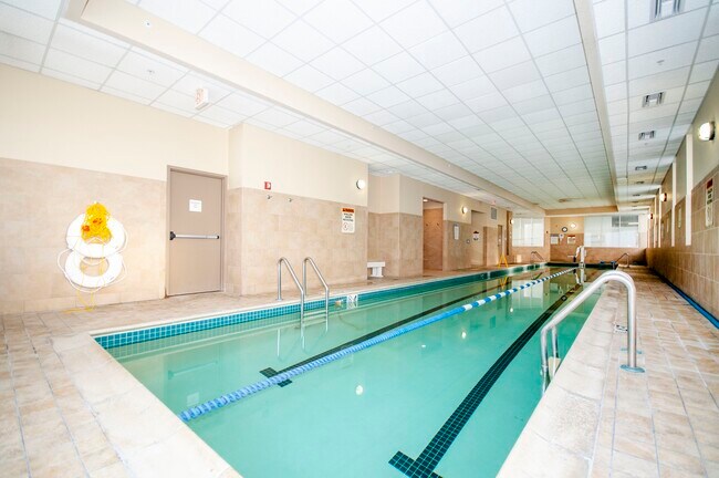 Foto del edificio - 8 Museum Way