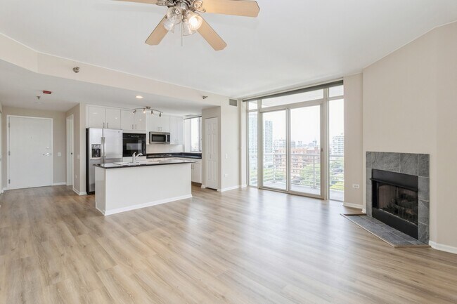 Building Photo - 1515 S Prairie Ave