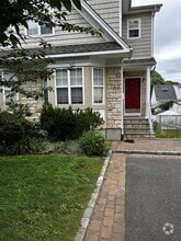 Building Photo - 62 Kirkwood Rd
