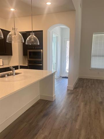 Foto del edificio - 3083 Aqueduct Ave