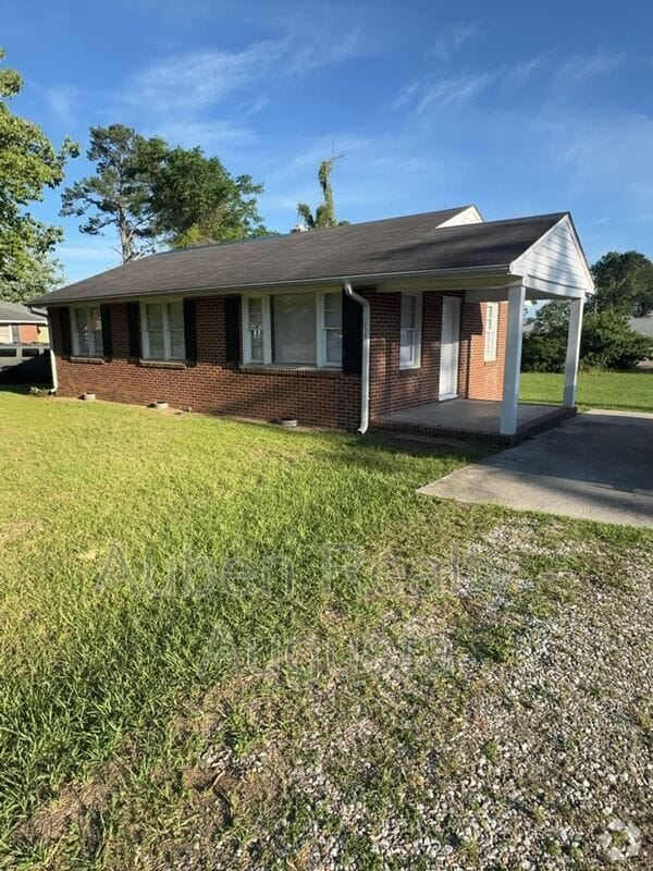 Building Photo - 3524 Rainbow Rd