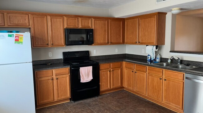 Building Photo - 155 Casbah Run