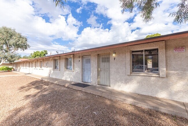 Foto del edificio - 15605 N 29th St