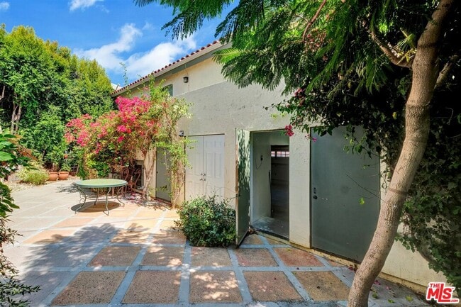 Building Photo - 458 Smithwood Dr