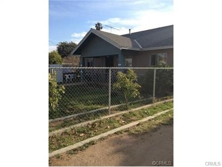 Unit2 - 5250-5290 Golden Ave
