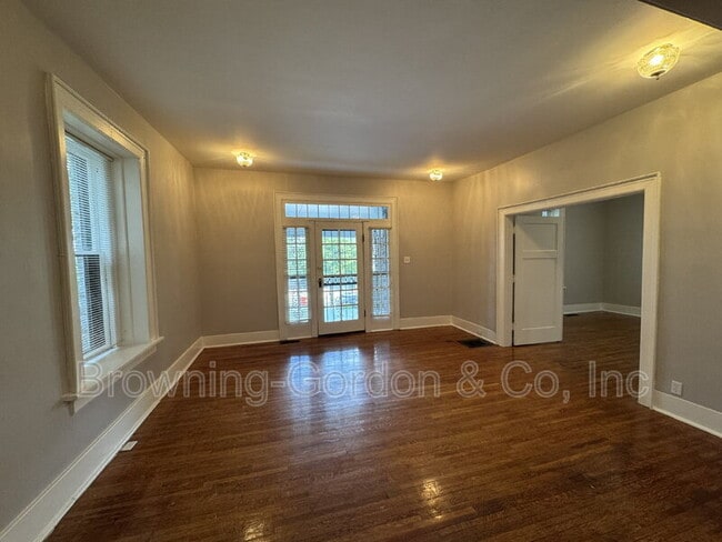 Building Photo - 1503 Bernard Ave