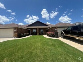 Building Photo - 3818 Carrera Ln