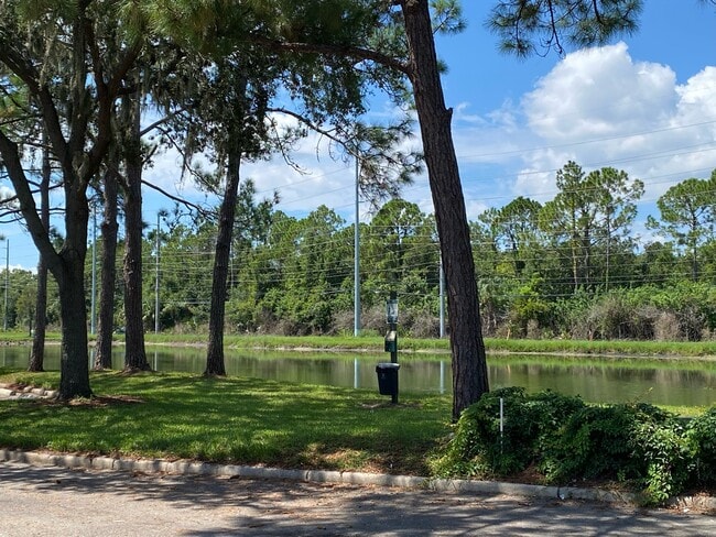 Foto del edificio - 13014 Sanctuary Cove Dr
