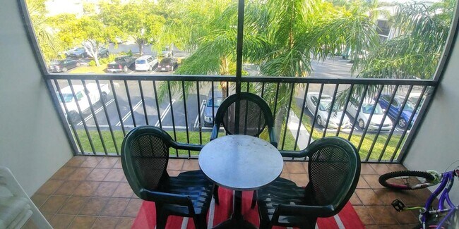 Foto del edificio - 1009 Green Pine Blvd