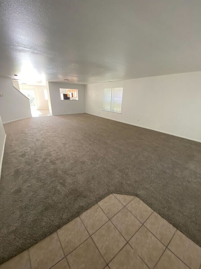 Foto del edificio - Apply Now to Schedule Viewing.