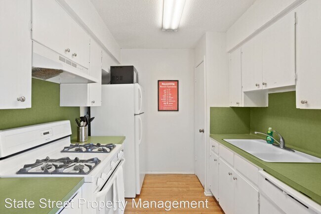 Building Photo - 1603 Kinney Ave