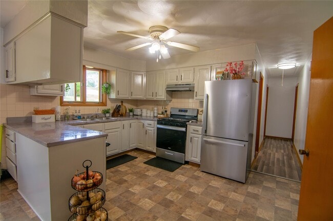 Building Photo - 409 Milan Ave