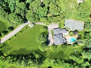 Building Photo - 110 Linden Ln
