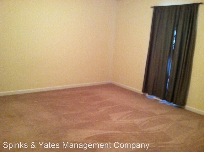 Building Photo - 4 br, 2 bath House - 1809 Azalea Dr