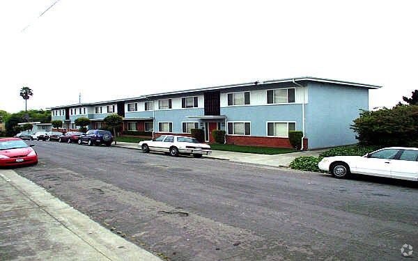 Building Photo - 311 Carlston St