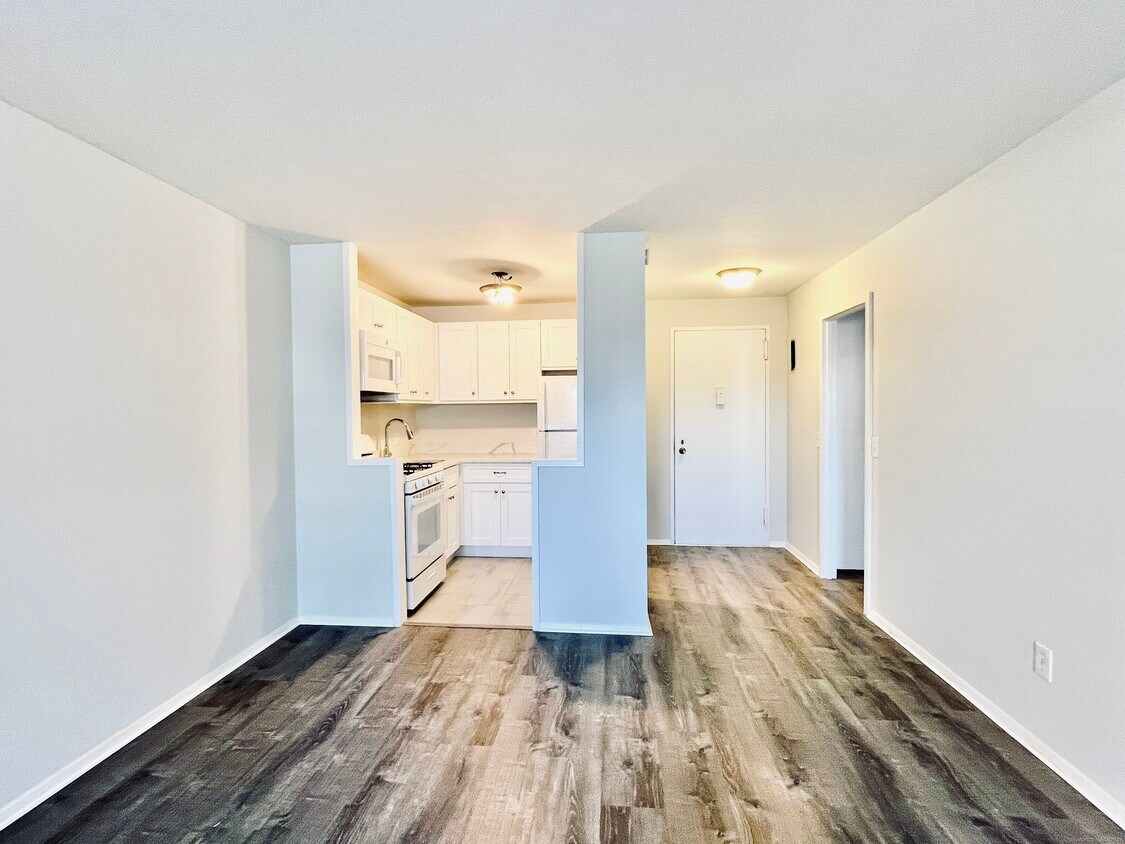 99 Prospect St Unit APT 3H, Stamford, CT 06901 Condo for Rent in