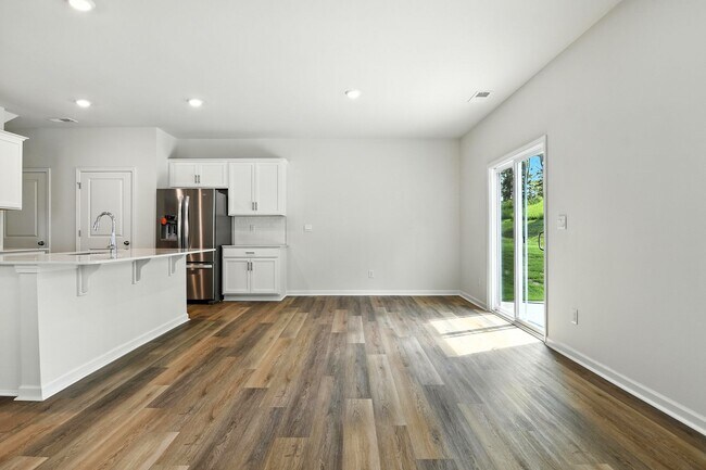 Foto del edificio - 1359 37th Ave Lane NE