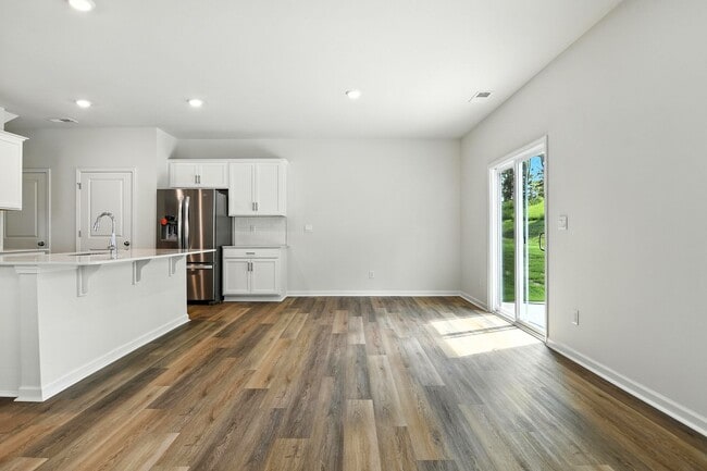 Foto del edificio - Beautiful New Construction 4 Bed 2.5 Bath ...