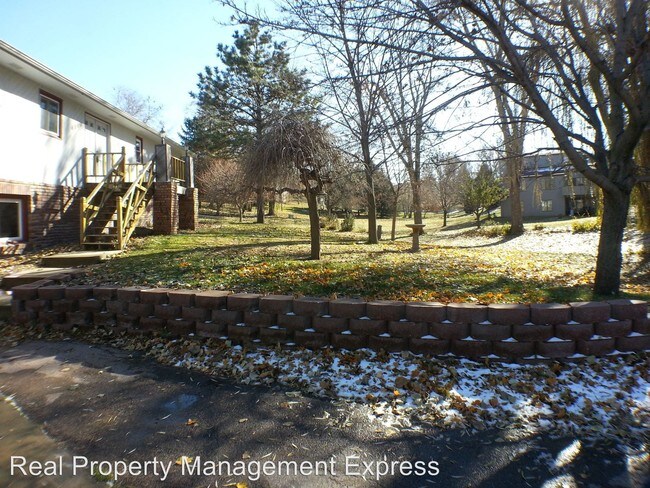 Building Photo - 4500 S Minnesota Ave