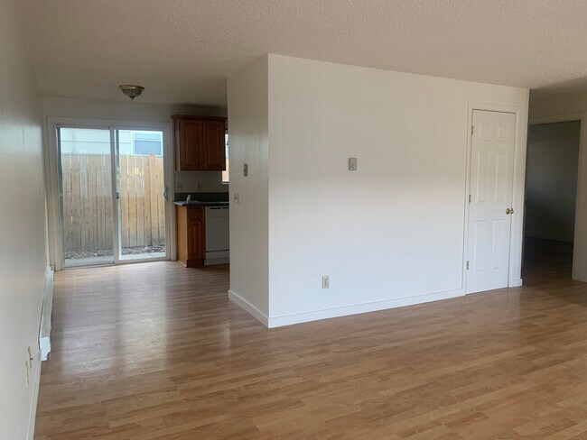 Living room overlooking the kitchen area - 9951 N Van Houten Ave