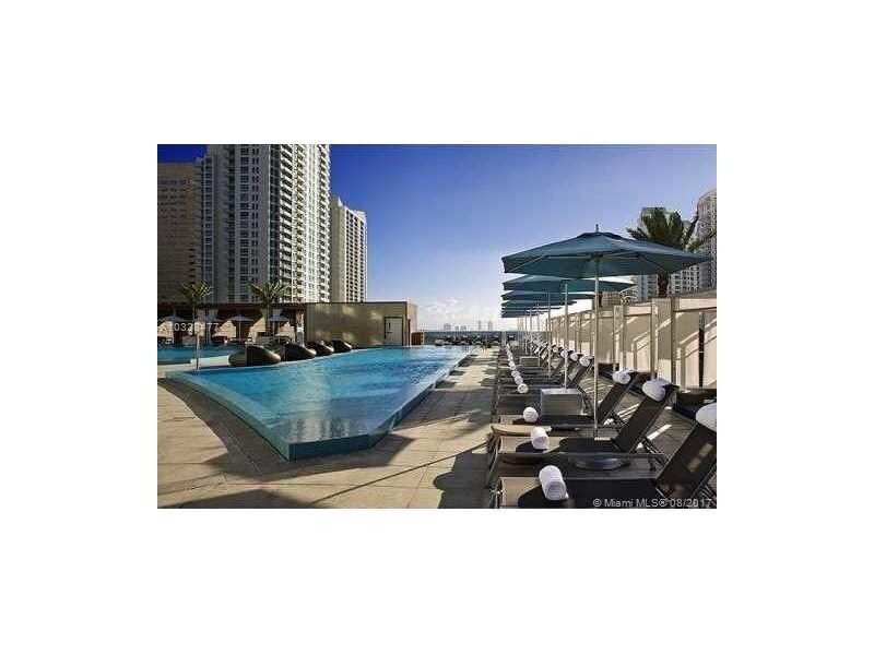 Building Photo - 200 Biscayne Blvd