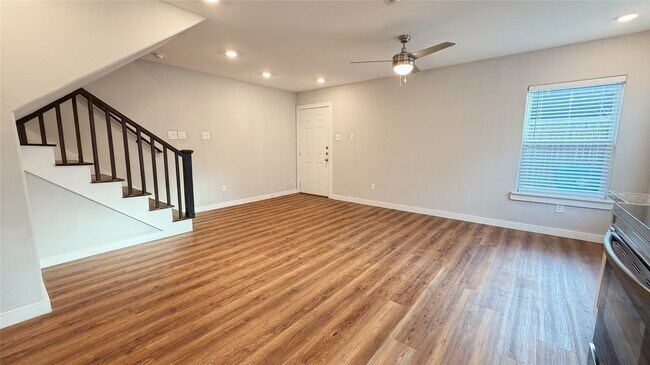 Foto del edificio - 7954 Sayers St