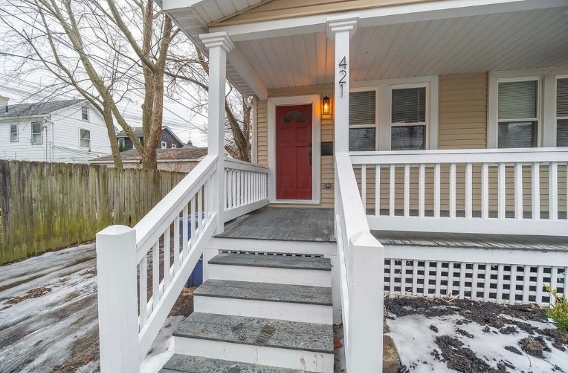 Front door - 421 Zimpfer St