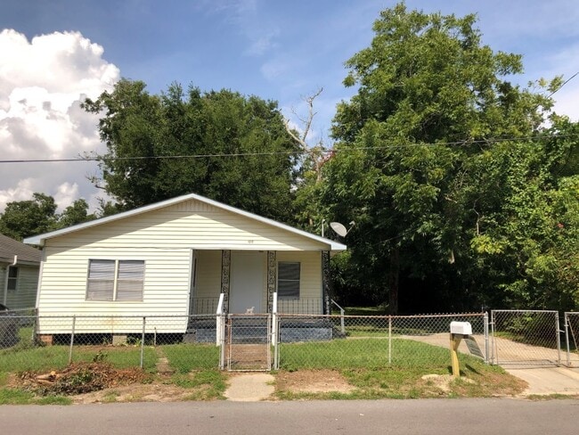 Gulfport 2 Bedroom - Gulfport 2 Bedroom House