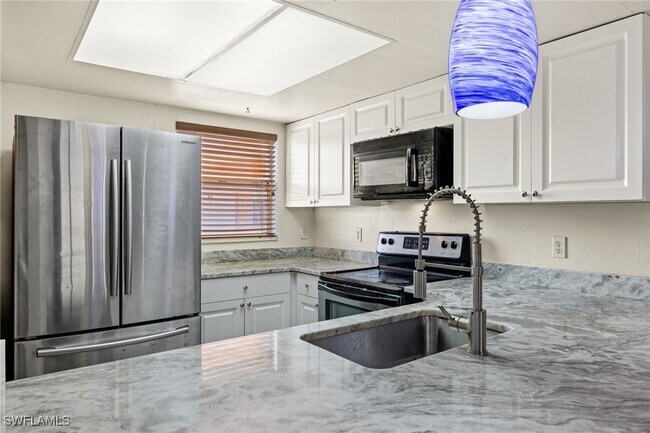 Foto del edificio - 608 SE 6th St