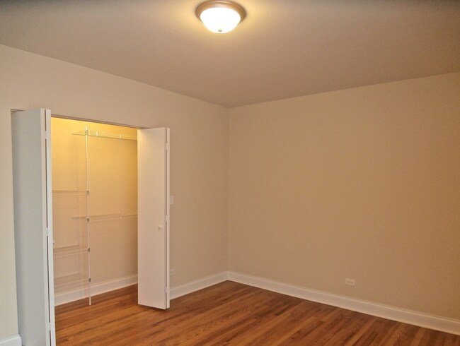 Foto del edificio - 2508 W North Shore Ave