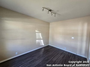 Foto del edificio - 4022 Canyon Pkwy