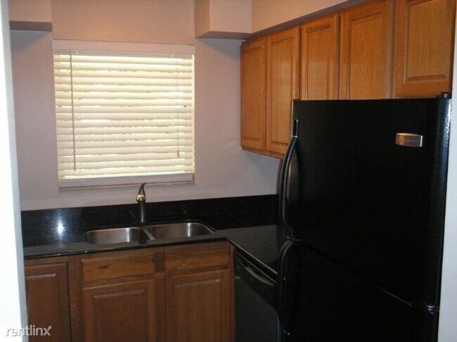 Foto del edificio - 860 NW 10th Terrace