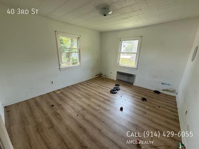 Building Photo - 40 3rd St