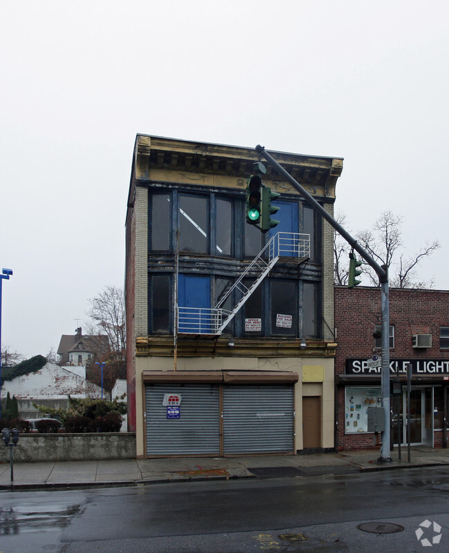 Foto del edificio - 255 S Broadway