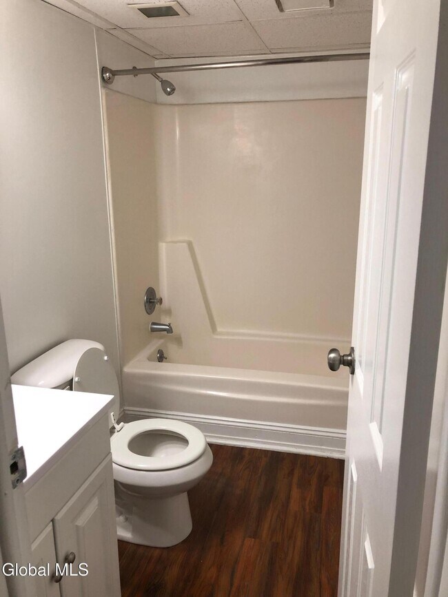 Foto del edificio - 151 Jefferson St