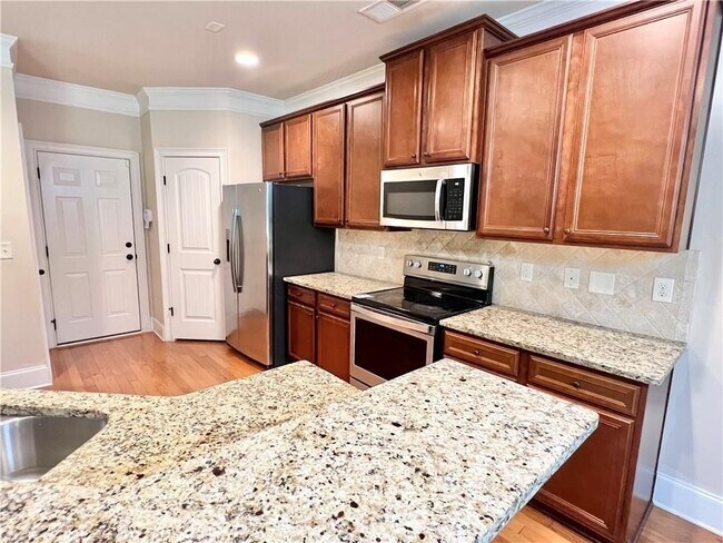 Foto del edificio - 590 Summerstone Ln
