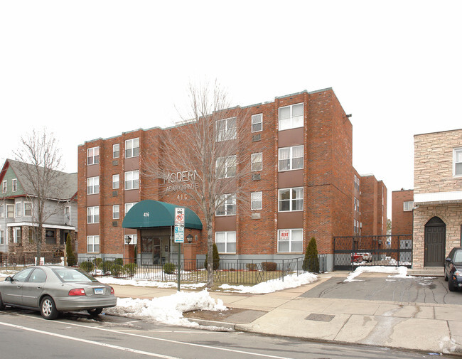 Building Photo - Modern Apartments