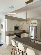 Building Photo - 6628 New Haven Cir