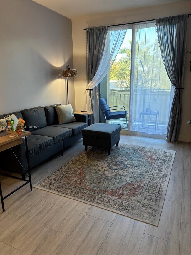 Foto del edificio - 3500 Coral Wy