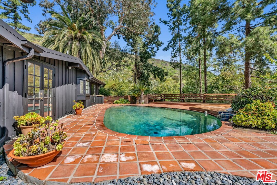 Foto principal - 7721 Firenze Ave