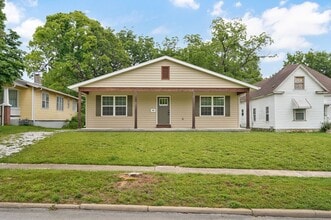 1120 N Clay Ave