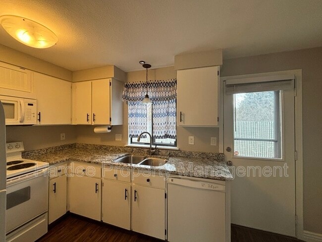 Foto del edificio - 614 E Pennsylvania St