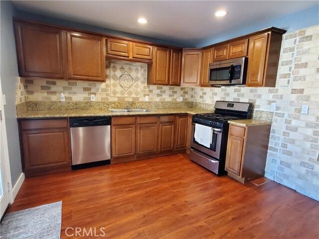 Foto del edificio - 14192 Deer Trail Dr