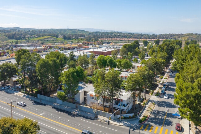 Aerial Photo - Stillmore Apartments