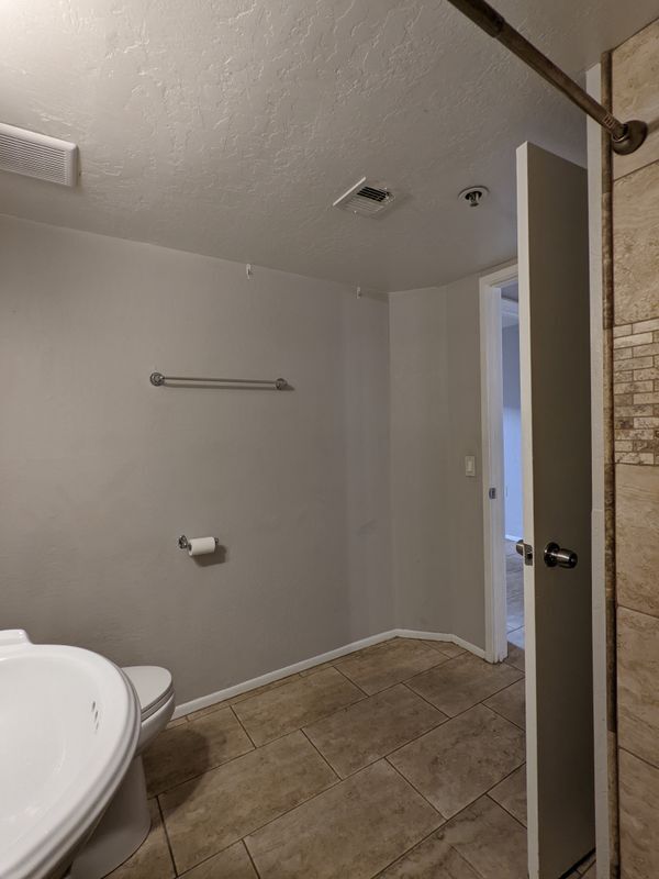 Foto del edificio - 12221 W Bell Rd