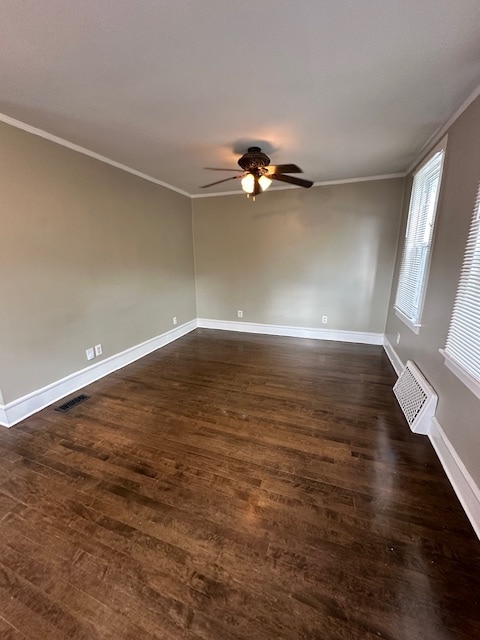 Building Photo - 310 W Scott St